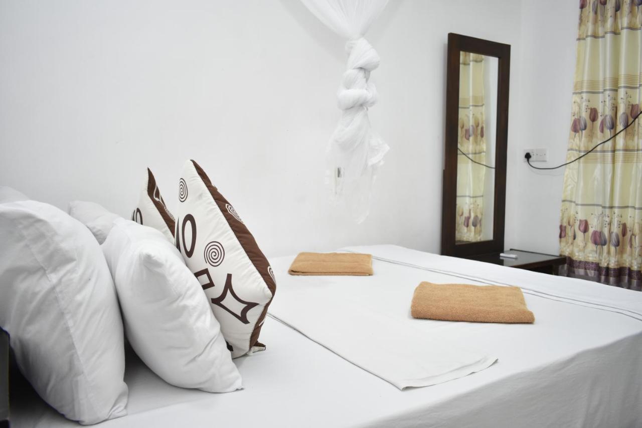 Sigiri Rock Side Home Stay Sigiriya Buitenkant foto