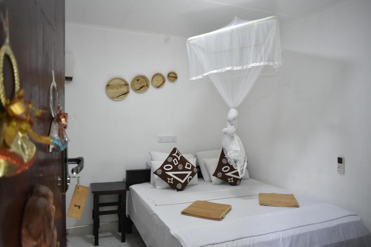 Sigiri Rock Side Home Stay Sigiriya Buitenkant foto