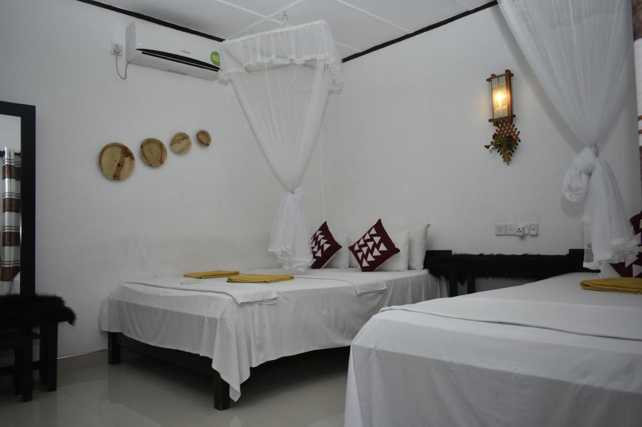 Sigiri Rock Side Home Stay Sigiriya Buitenkant foto
